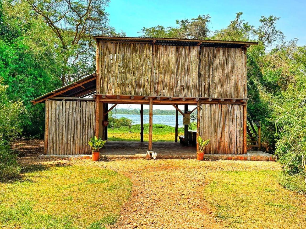 Murchison Giraffe Camp Hotel Paraa Exterior photo